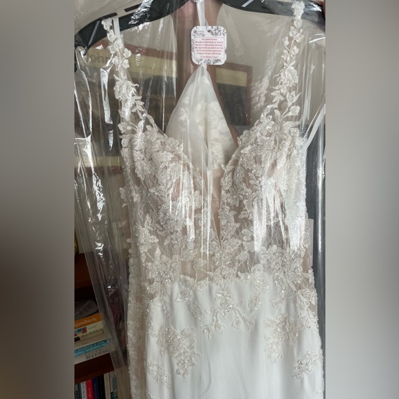 Ivory Willow - Wren Wedding Dress BRAND NEW UNWORN & UNALTERED - Picture 5 of 8